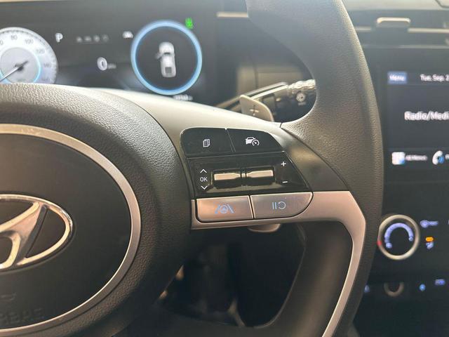 Photo of 2023 Phantom Black Hyundai SANTA CRUZ