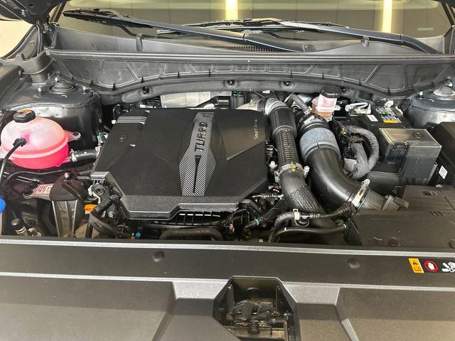 Photo of 2023 Phantom Black Hyundai SANTA CRUZ