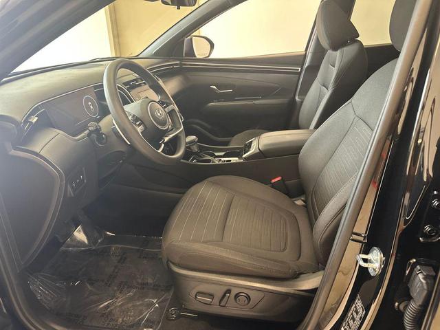 Photo of 2023 Phantom Black Hyundai SANTA CRUZ