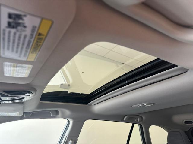 Photo of 2023 Ice Silver Metallic Subaru Outback