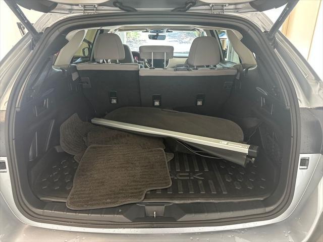Photo of 2023 Ice Silver Metallic Subaru Outback