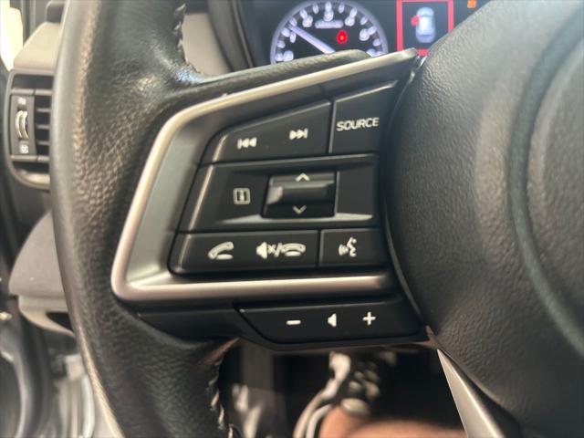 Photo of 2023 Ice Silver Metallic Subaru Outback