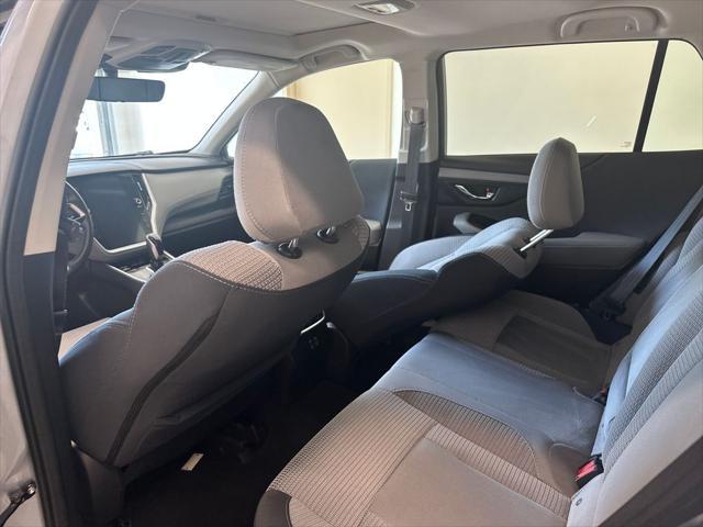 Photo of 2023 Ice Silver Metallic Subaru Outback