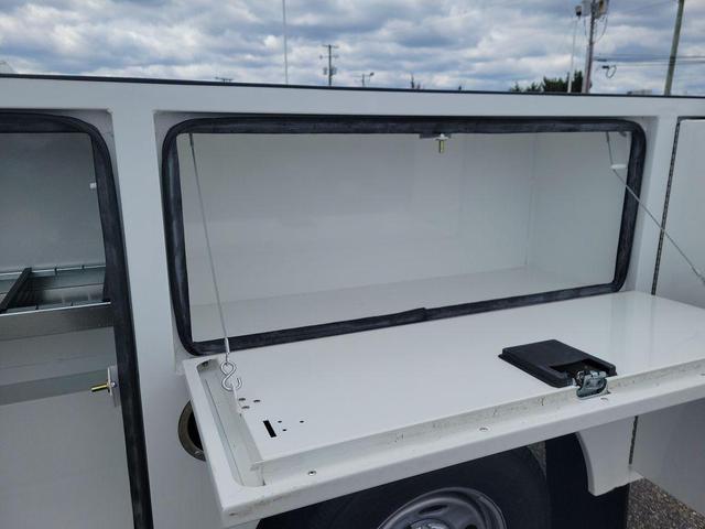 Photo of 2025 Oxford White Ford F-250