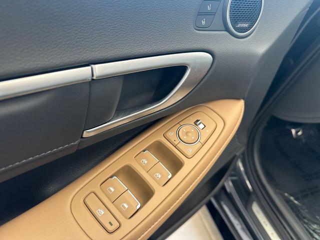 Photo of 2024 Portofino Gray Hyundai SONATA Hybrid