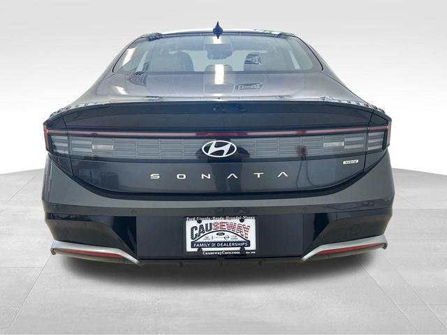 Photo of 2024 Portofino Gray Hyundai SONATA Hybrid