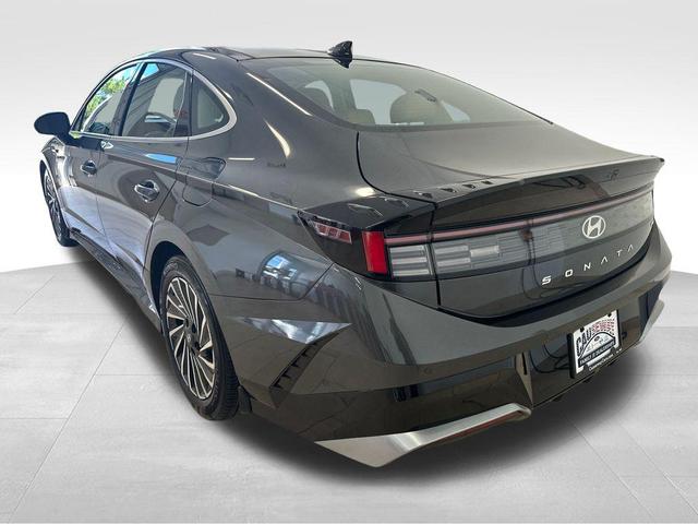 Photo of 2024 Portofino Gray Hyundai SONATA Hybrid