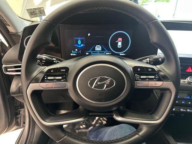 Photo of 2023 Fluid Metal Hyundai ELANTRA
