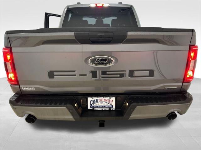 Photo of 2022 Carbonized Gray Metallic Ford F-150