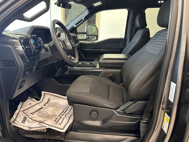 Photo of 2022 Carbonized Gray Metallic Ford F-150