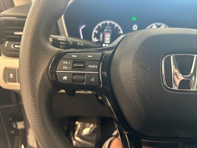 Photo of 2023 Modern Steel Metallic Honda Pilot