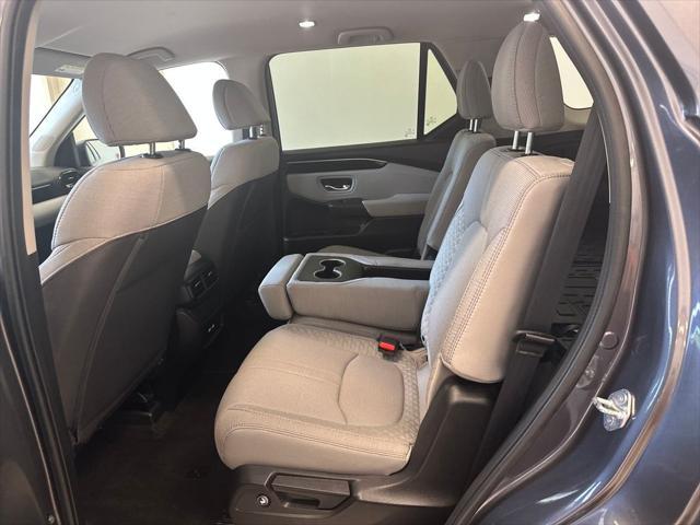 Photo of 2023 Modern Steel Metallic Honda Pilot