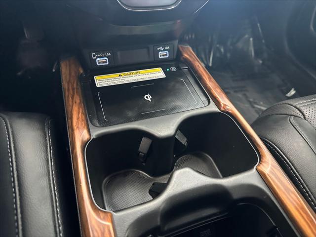 Photo of 2022 Platinum White Pearl Honda CR-V