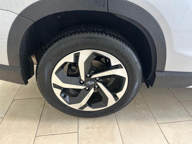 Photo of 2023 Ice Silver Metallic Subaru Forester
