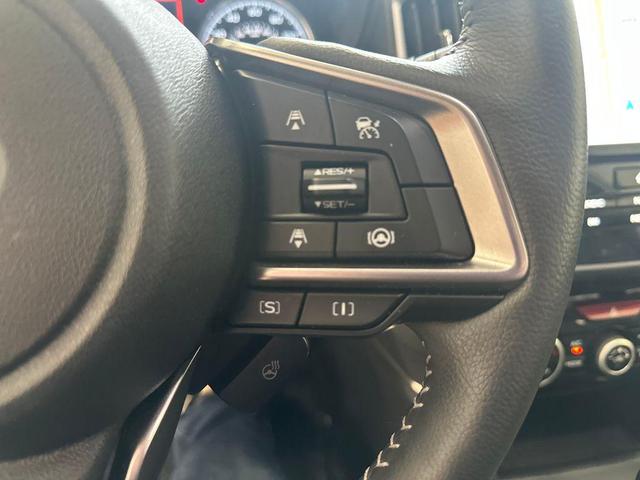 Photo of 2023 Ice Silver Metallic Subaru Forester