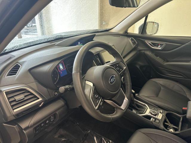 Photo of 2023 Ice Silver Metallic Subaru Forester