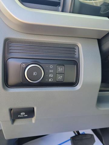 Photo of 2025 Oxford White Ford F-350