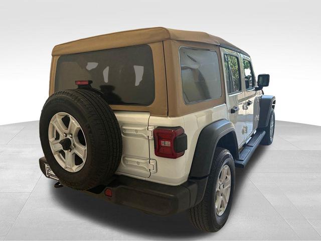 Photo of 2021 Bright White Clearcoat Jeep Wrangler Unlimited