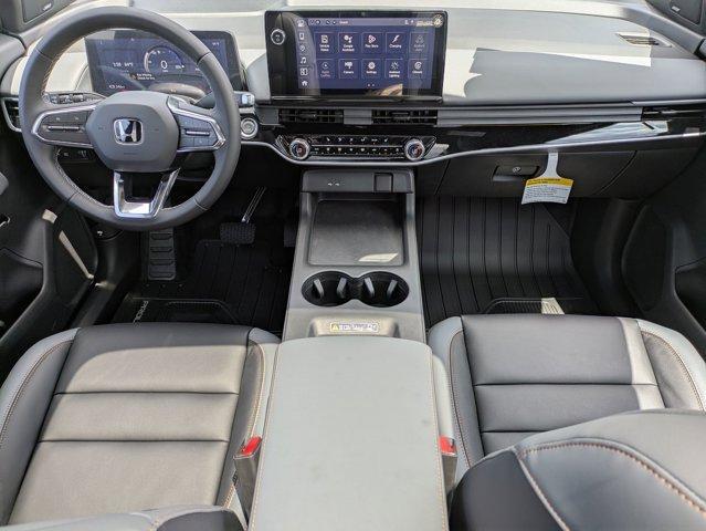 Photo of 2025 Sonic Gray Pearl Honda Prologue