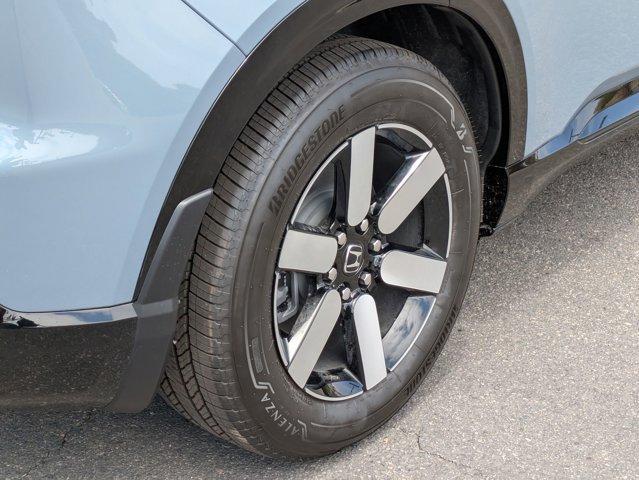 Photo of 2025 Sonic Gray Pearl Honda Prologue