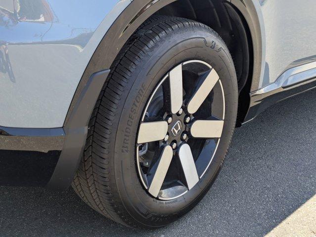 Photo of 2025 Gray Honda Prologue
