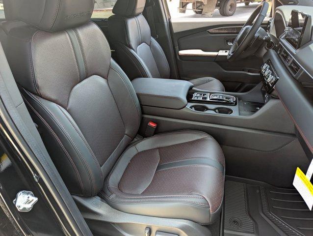 Photo of 2025 Crystal Honda Pilot