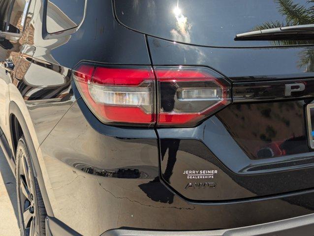 Photo of 2025 Crystal Honda Pilot