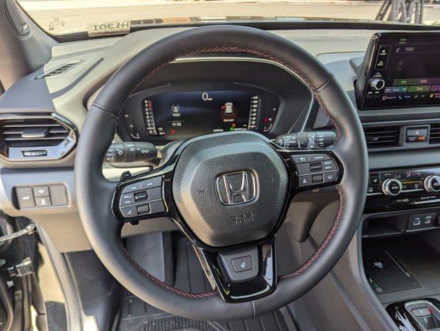 Photo of 2025 Crystal Honda Pilot