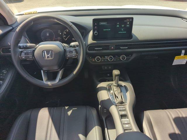 Photo of 2026 Platinum White Pearl Honda HR-V