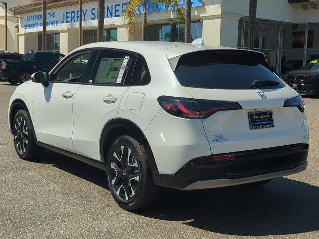 Photo of 2026 Platinum White Pearl Honda HR-V