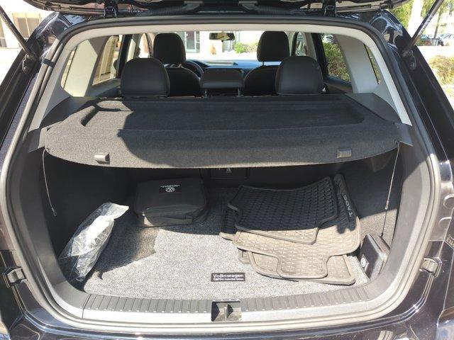 Photo of 2022 Deep Black Pearl Effect Volkswagen Taos