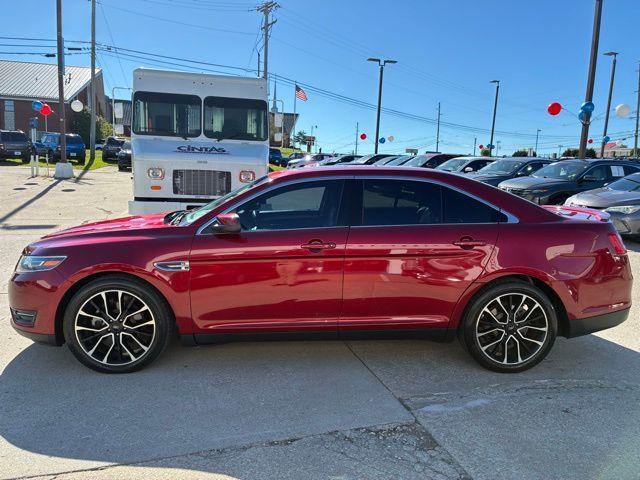 Photo of 2018 Ruby Red Ford Taurus