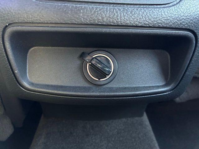Photo of 2018 Ruby Red Ford Taurus