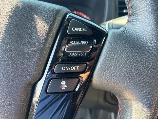 Photo of 2022 Boulder Gray Nissan Frontier