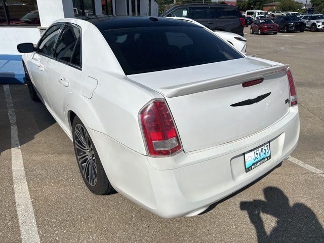 Photo of 2013 Bright White Clearcoat Chrysler 300