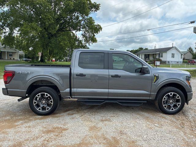 Photo of 2024 Carbonized Gray Metallic Ford F-150