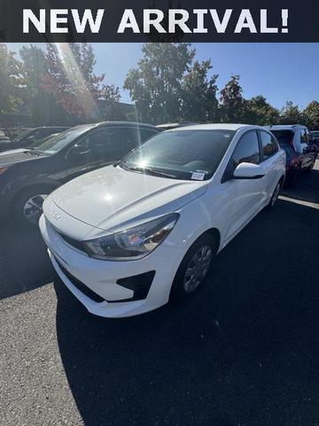 Photo of 2023 Clear White Kia Rio