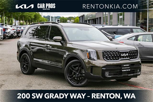 Photo of 2024 Dark Moss Kia Telluride