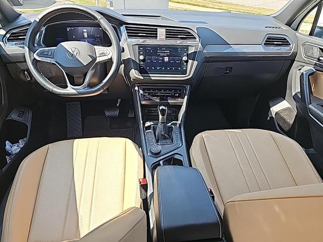 Photo of 2022 Pure White Volkswagen Tiguan