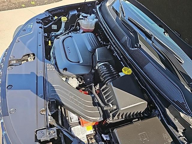 Photo of 2023 Fathom Blue Pearlcoat Chrysler Pacifica