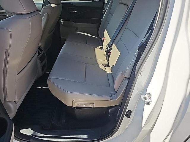 Photo of 2023 White Honda Ridgeline