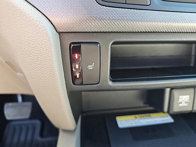 Photo of 2023 White Honda Ridgeline