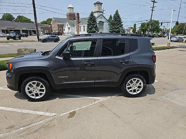 Photo of 2022 Graphite Gray Jeep Renegade