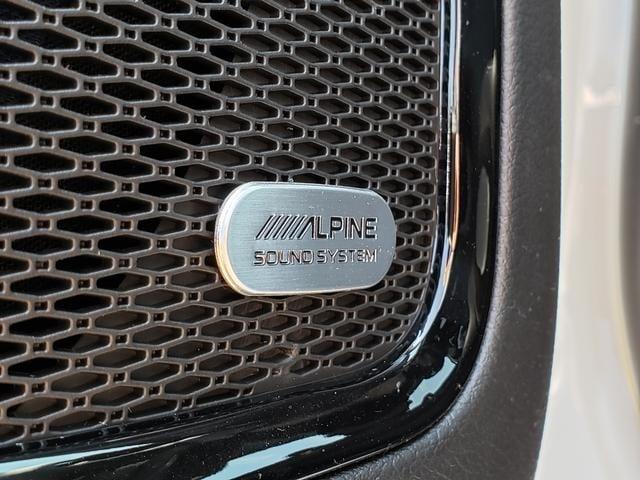 Photo of 2025 Bright White Clearcoat Jeep Compass