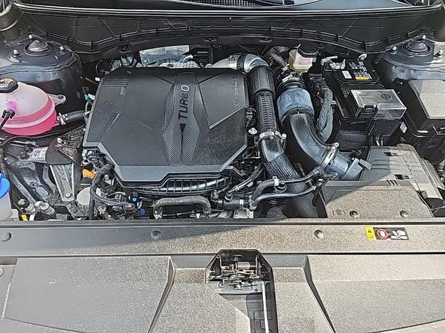 Photo of 2023 Phantom Black Hyundai SANTA CRUZ