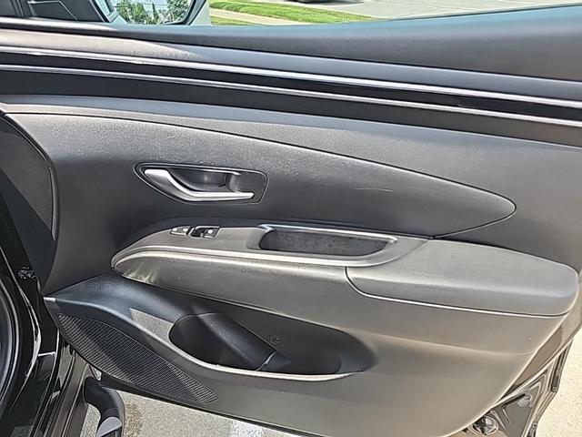 Photo of 2023 Phantom Black Hyundai SANTA CRUZ