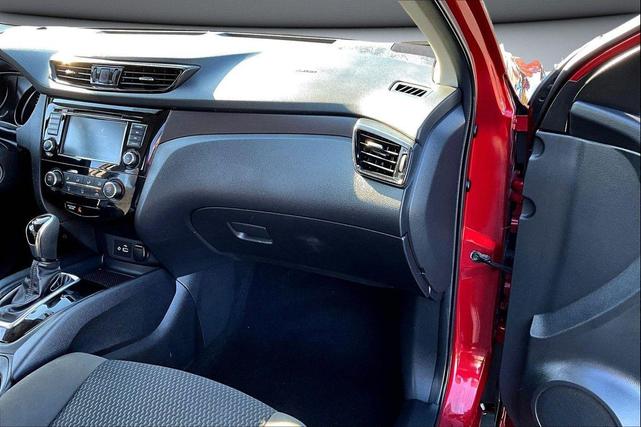 Photo of 2021 Scarlet Ember Tintcoat Nissan Rogue Sport