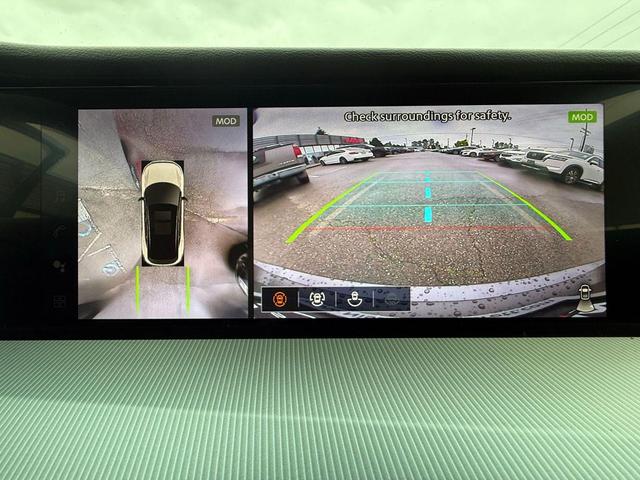 Photo of 2025 Scarlet Ember Tintcoat/Super Black Nissan Murano