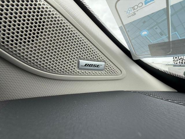 Photo of 2025 Scarlet Ember Tintcoat/Super Black Nissan Murano