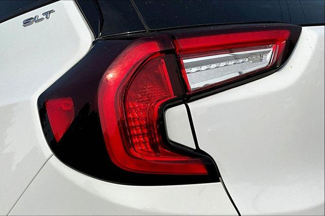 Photo of 2024 Summit White GMC Terrain